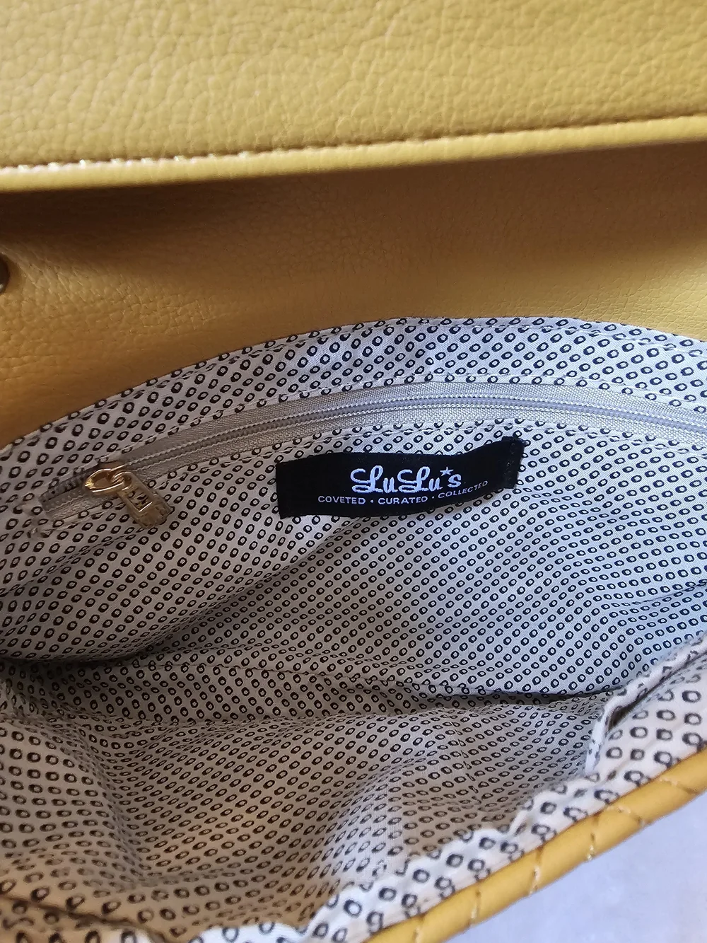 Lulu's Crossbody Bag with Gold Chain